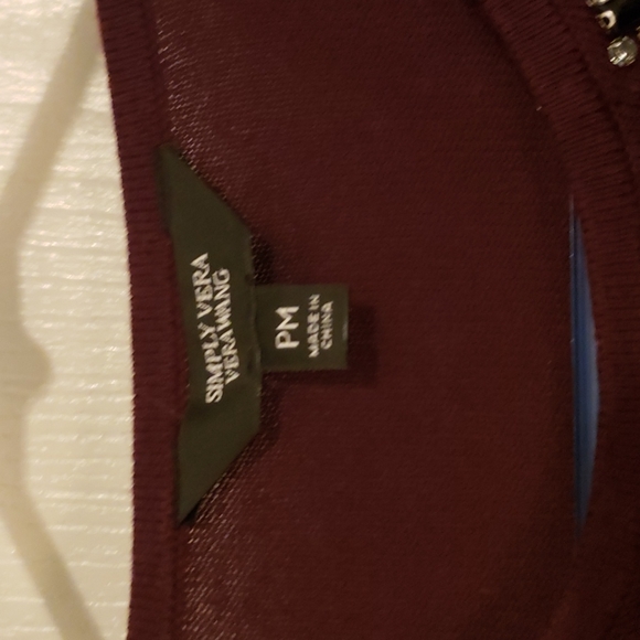 Vera Wang sweater - Picture 3 of 3